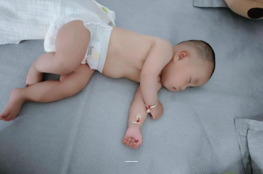陵水9个月宝宝可以吃盐吗